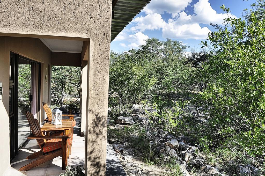 Toshari Lodge Okaukuejo Cameră foto